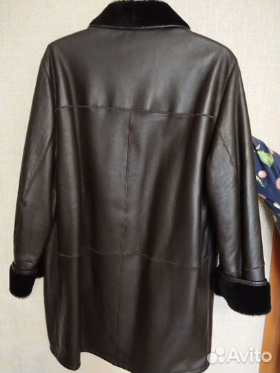 Дубленка фирмы mondial новая