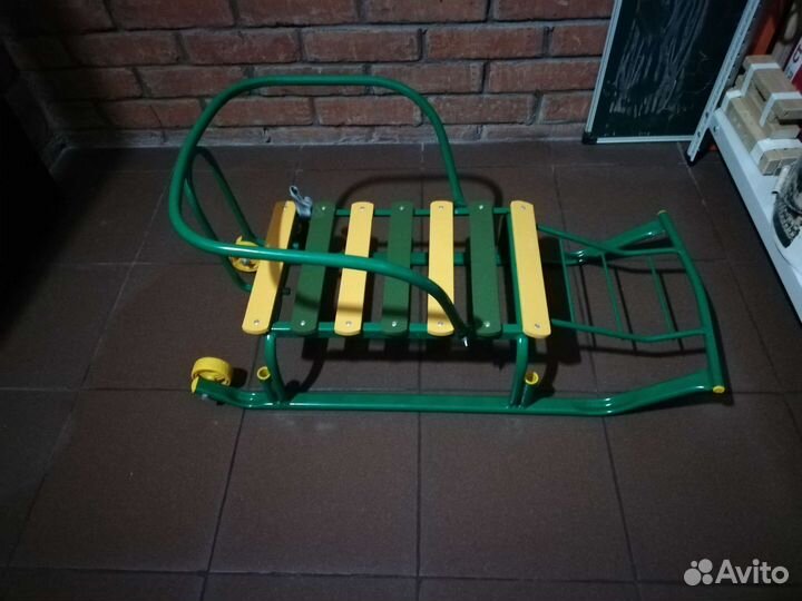 Продаются детские санки
