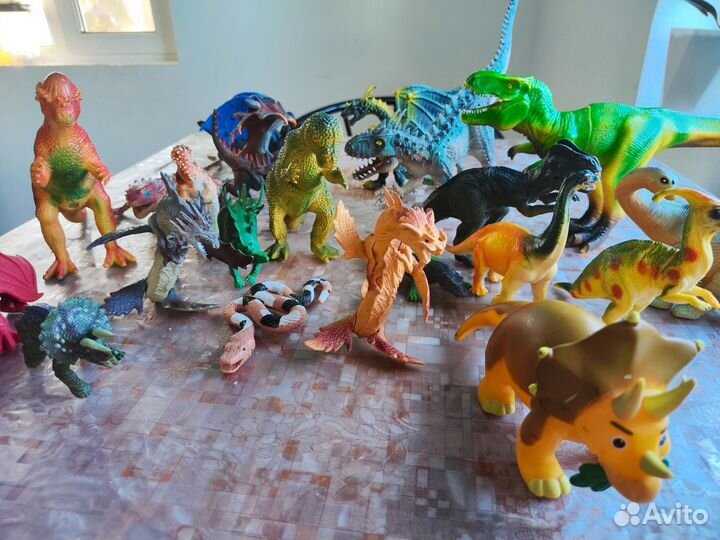 Динозавры разные