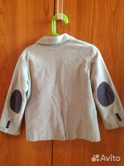 Праздничный костюм 110-116 б/у в идеале