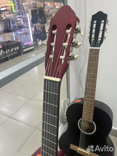 Классическая гитара новая