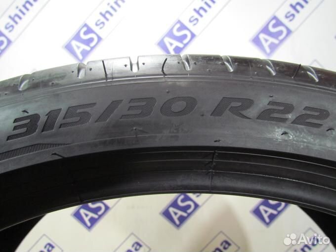 Pirelli P Zero PZ4 315/30 R22 93Q