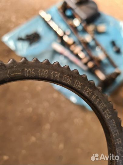 Шестерня коленвала Skoda Yeti cbzb 2011