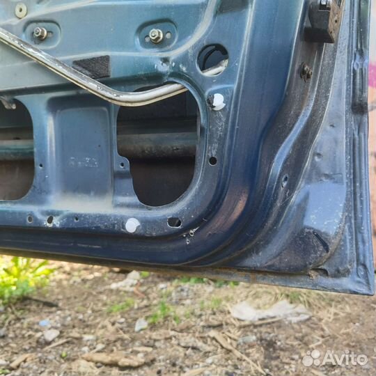 Дверь Передняя Правая Вольво 940 960