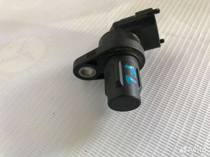 Датчик положения распредвала Mercedes-Benz Slk-280