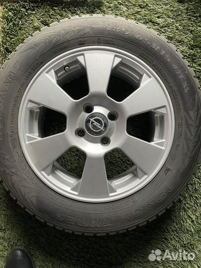 Продам комплект зимних колес R15 185/65