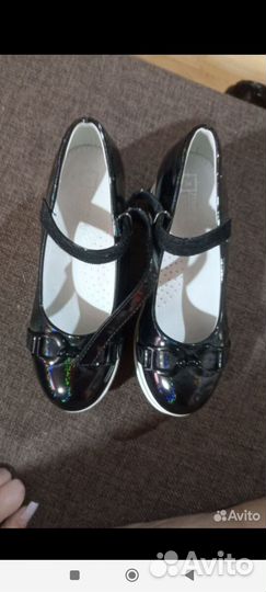 Туфли и босоножки для девочки