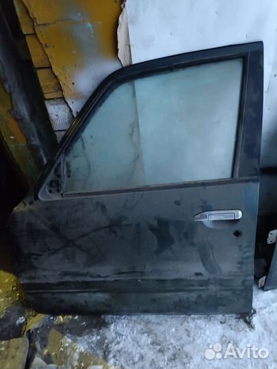 Двери на Nissan patrol y61