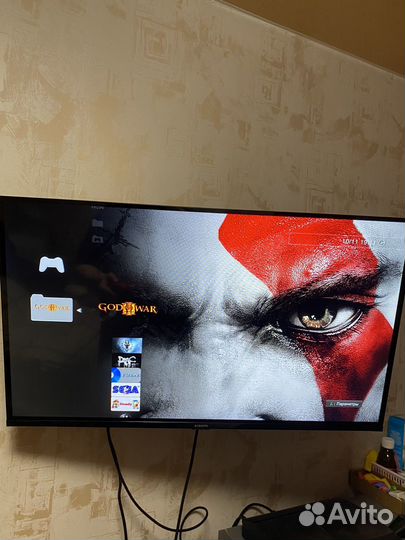 Sony PS3 прошитая + 4 геймпада