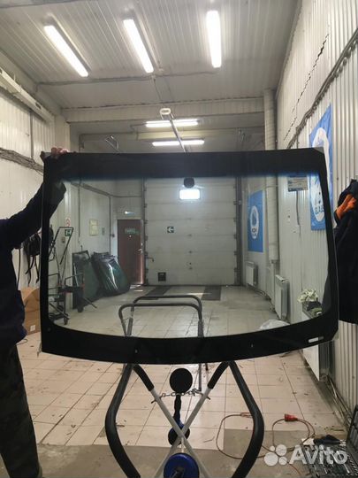 Лобовое стекло Peugeot Partner 2 (2008-2018)