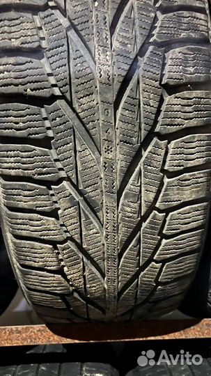 Nokian Tyres Hakkapeliitta R2 SUV 225/65 R17 106R