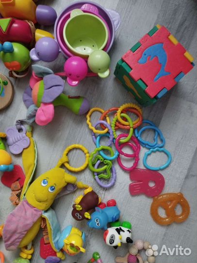 Огромный пакет игрушек 0-3лет