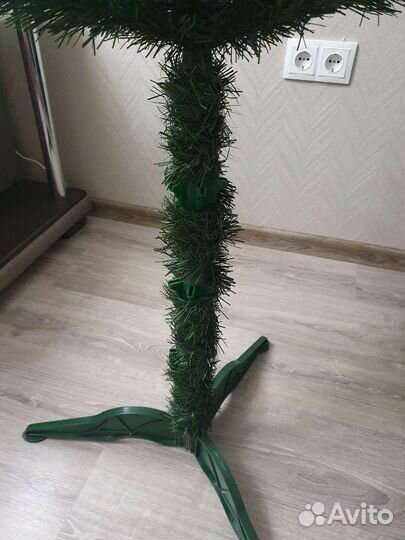 Елка искусственная
