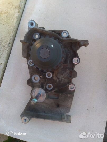 Насос водяной (помпа) Лада Ларгус/Логан 8 кл ориги