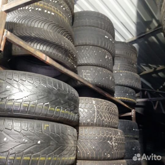 Bridgestone Blizzak Revo GZ 225/50 R17