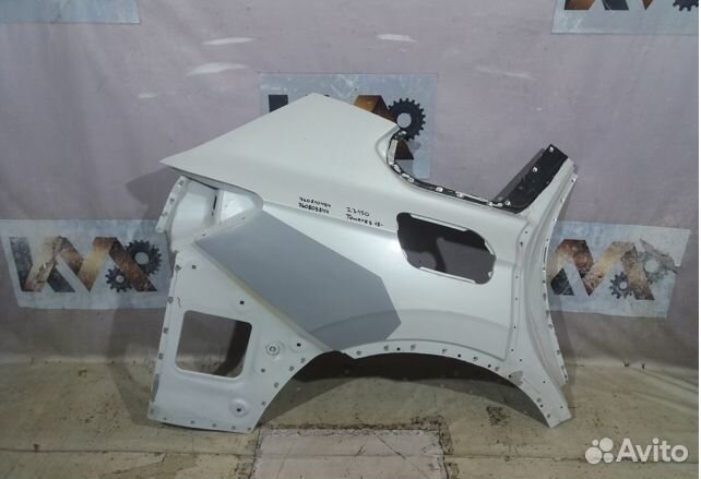 Туарег 2018- Крыло правое заднее 23150