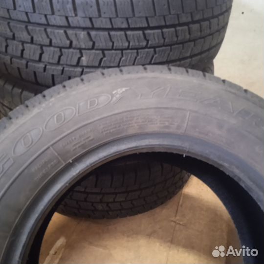 Goodyear Cargo Ultra Grip 215/65 R15C 104T