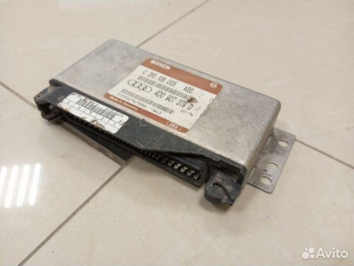 Блок электронный Audi A6 45 ADR 1994