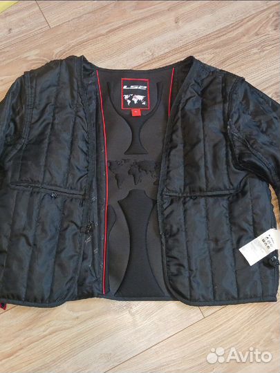 Мотокуртка