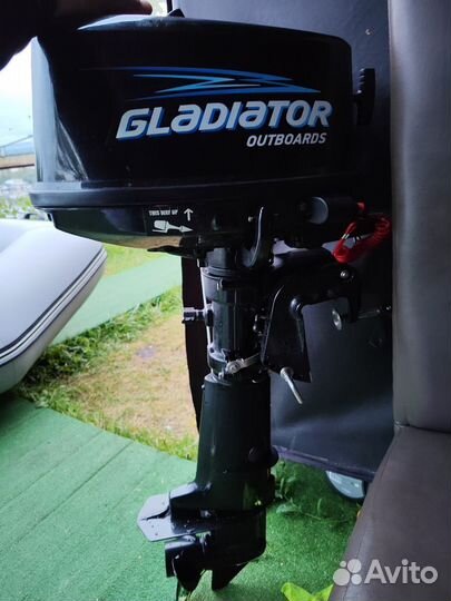 Продам лодочный мотор gladiator 5лс