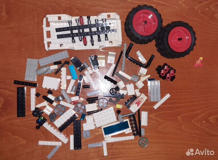 Детали от Lego