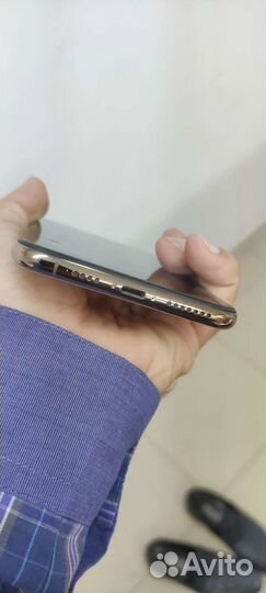 Телефон iPhone XS Max