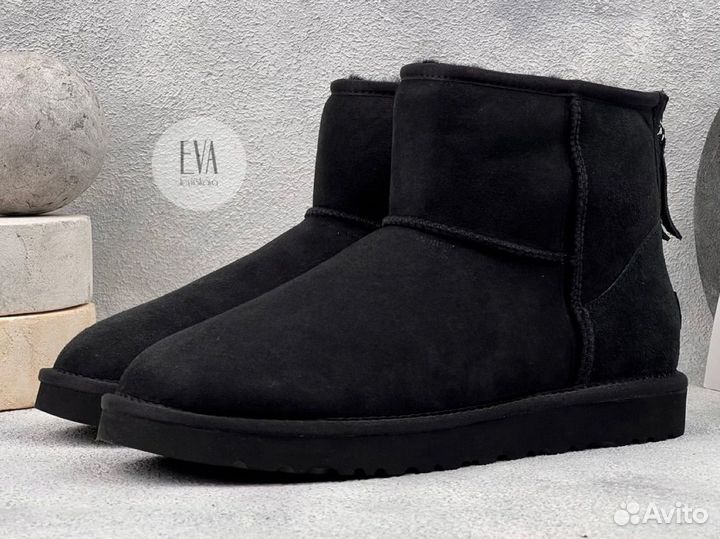 UGG мужские Угги черные Mini Zip II Black