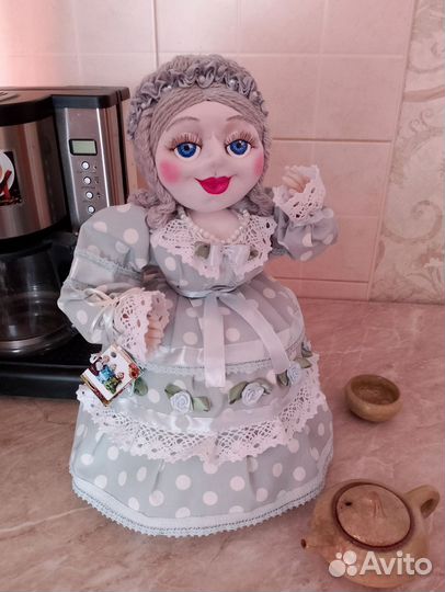 Кукла грелка на чайник