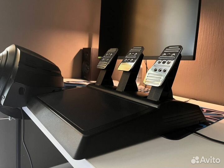 Руль thrustmaster t300 alcantara edition