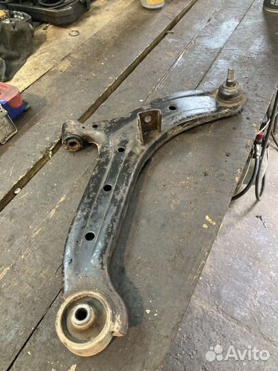 Рычаг передний правый Hyundai accent