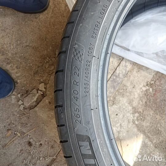 Michelin Pilot Sport 4 S 265/40 R22