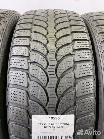 Bridgestone Blizzak LM-32 215/45 R18