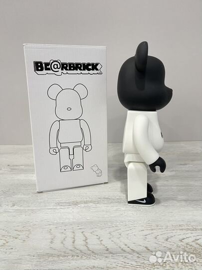 Игрушка bearbrick nike