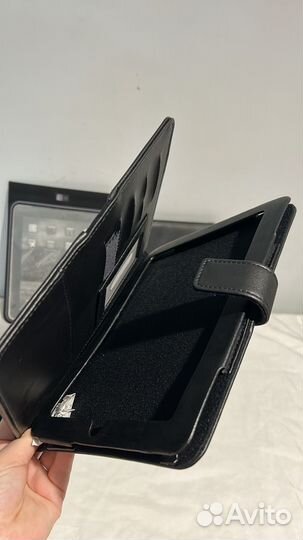 Чехлы для iPad 9,7