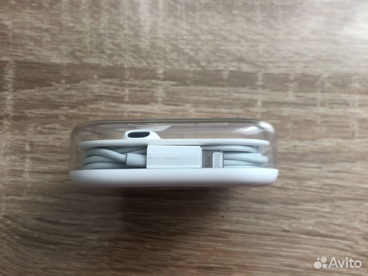 Наушники earpods