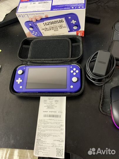 Nintendo switch lite