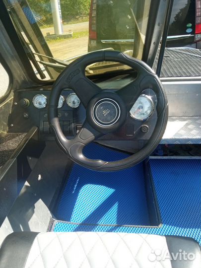 Катера и яхты