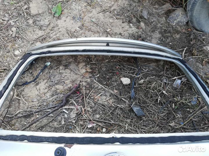 Крышка багажника Киа Рио 1