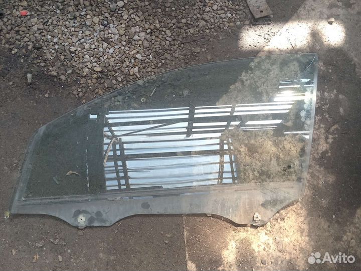 Стекло переднее левой двери Chevrolet Aveo t200