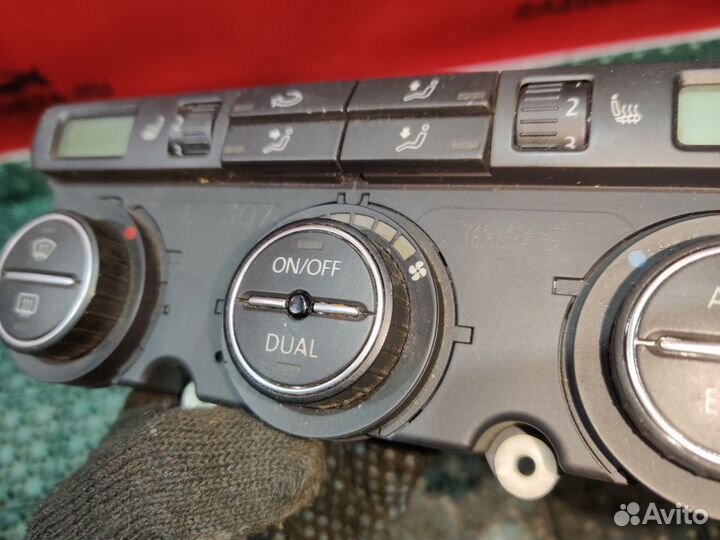 Блок управления климат-контролем Volkswagen Golf V