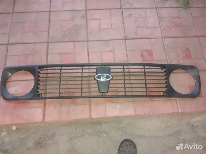 Решетка радиатора на ниву