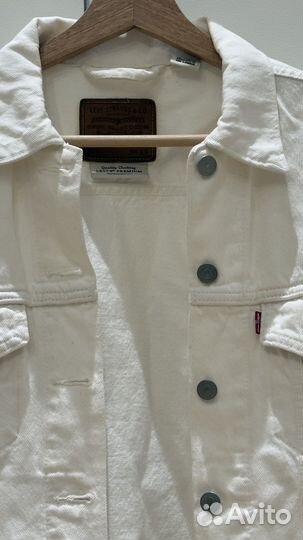 Джинсовая куртка женская