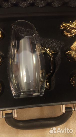 Набор рюмок-перевертышей +графин в кейсе золото