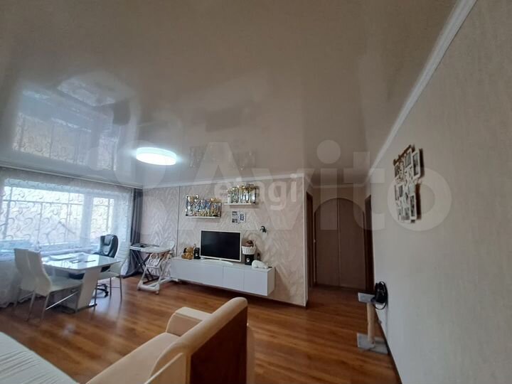 3-к. квартира, 57,4 м², 5/5 эт.