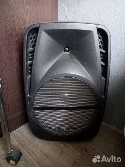 Портативная колонка