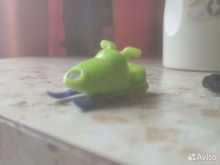 Игрушки из киндера, коллекционки из магнита