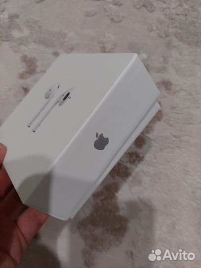 Беспроводные наушники новые