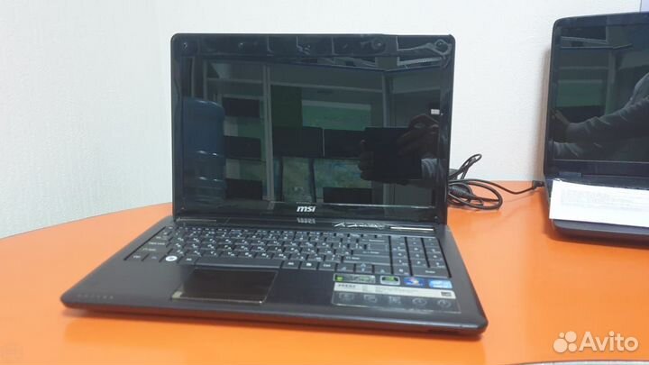 Ноутбук - MSI MegaBook CR640- 7AF