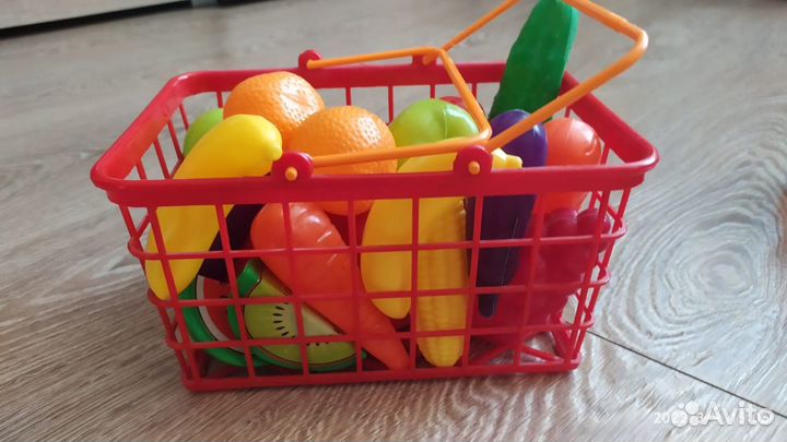 Детские игрушки (корзина с фруктами)