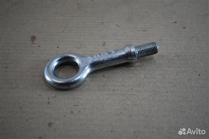 Буксировочный крюк Volvo C30 1 поколение B4164S3